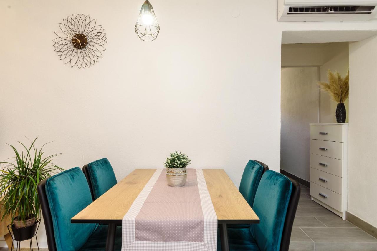 Apartment **stone House ** Center ** Old Town *
