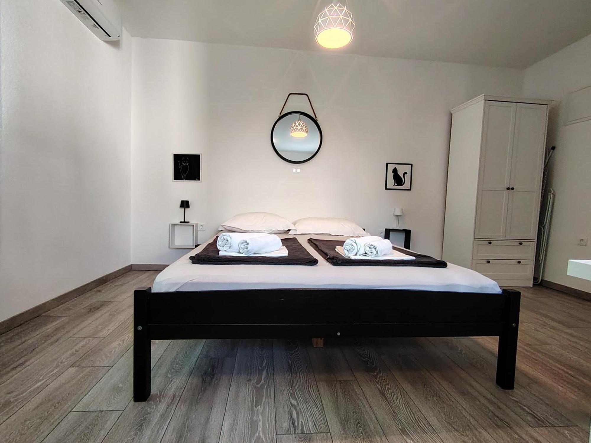 **stone House ** Center ** Old Town Apartment