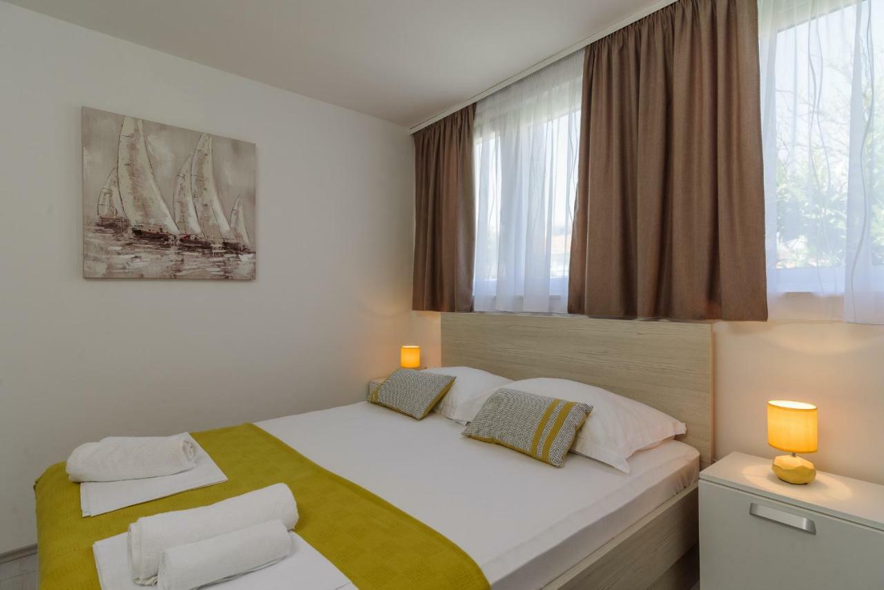 **stone House ** Center ** Old Town * Trogir